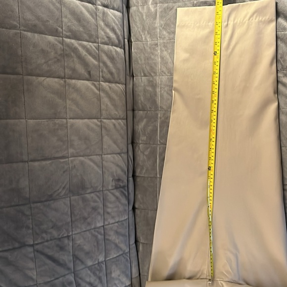 Men's LL Bean Comfort Waist Pants, 100% Cotton, Color Tan, 38x28 3/4. - Picture 10 of 10